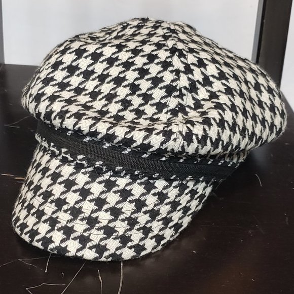 Black & White Houndstooth Baker Boy Cap - Picture 2 of 7